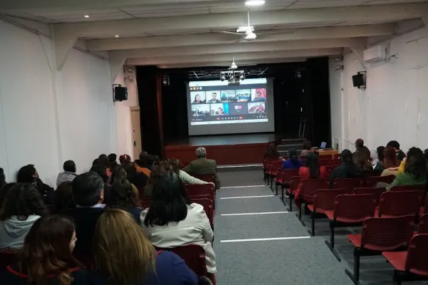 Experiencias exitosas en contextos complejos